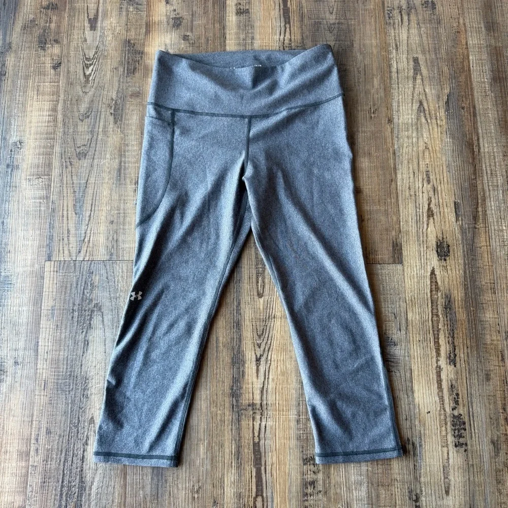 Under Armour HeatGear Grey Compression Cropped Leggings Activewear Womens Md